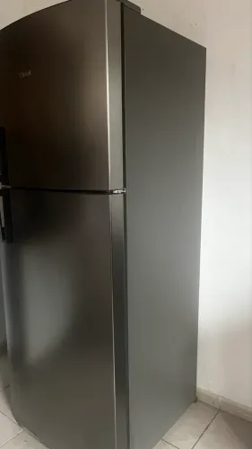 Vendo geladeira inox