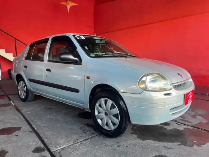 Renault Clio Rn/alize/expr./1.0 Hi-power 16V 5P 2001