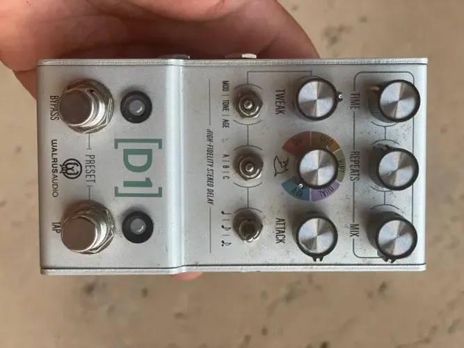 Pedal de Delay Waurus Áudio mAko D1 V2