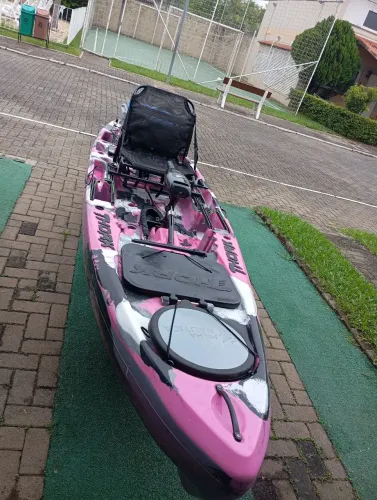 Caiaque Thork Milha Náutica com motor 32 lbs