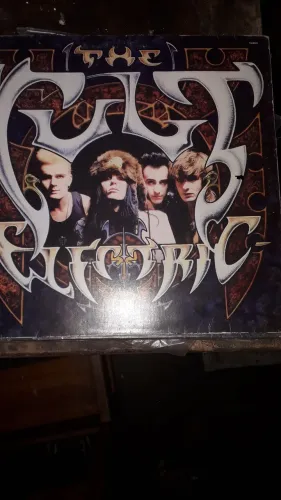 LP antigo the Cult eletric