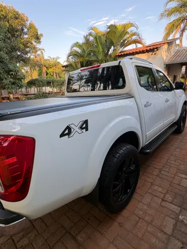 Nissan Frontier LE CD 4X4 2.3 Bi-TB Diesel Aut. 2021