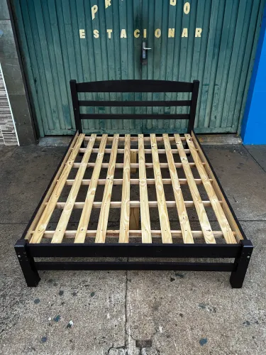 Cama de Casal Madeira Maciça 