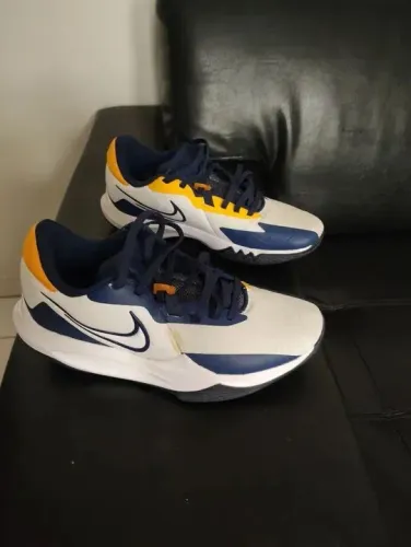 Tênis Nike Precision 6 Masculino n° 42.