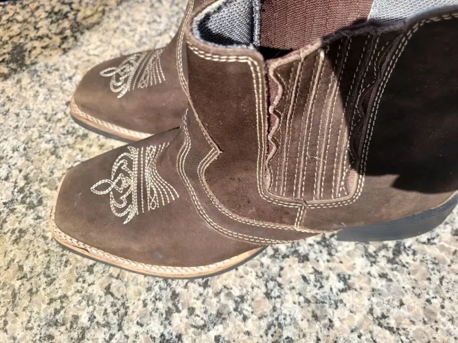 BOTA COUNTRY