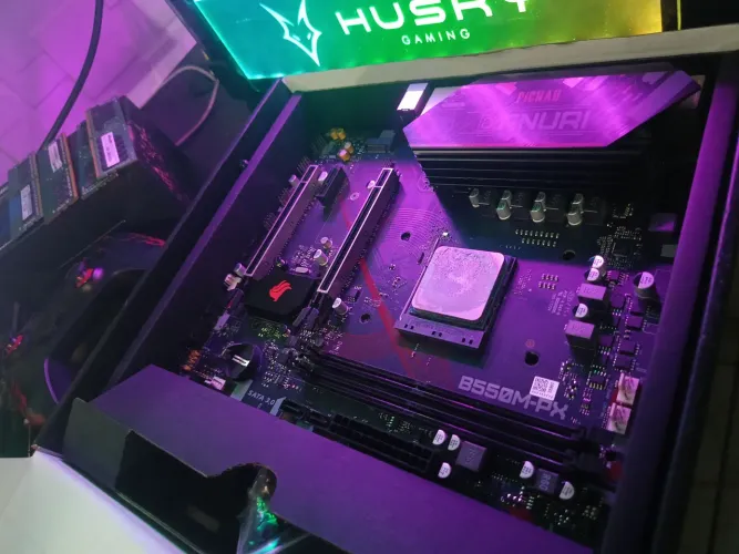 Kit am4 B550M + SSd M2 nvme 500gb + processador Ryzen 5 3600 pciexpress 4.0