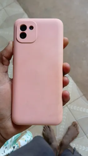 Vendo Samsung galax a03 core , semi novo . Não tem trinca na tela , bateria 100% , só usar