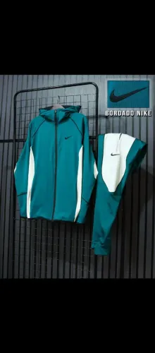 Conjunto Neoprene NIKE 