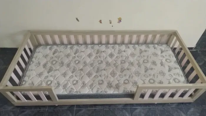 Cama Montessoriana com colchão