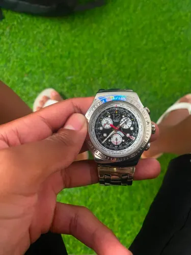 Swatch série prata cara preta