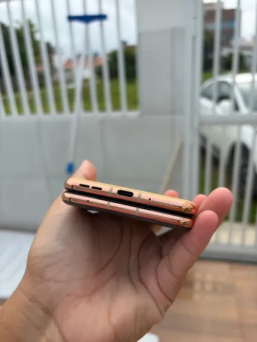 Motorola moto razr 40 ultra. Leia