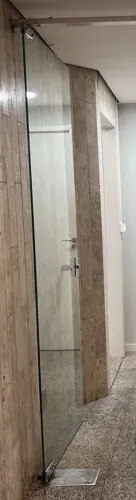 PORTA DE VIDRO BLIDEX 1.90 altura  x 0,79 largura