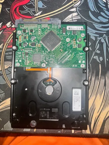 HD DE ALTA PERFOMANCE SEAGATE BARRACUDA 7200RPM NOVISSIMO 500GB DE ARMAZENAMENTO