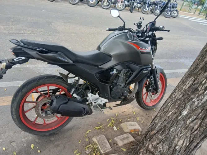 YAMAHA FZ 2025 (FAZER 150)