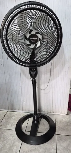 Ventilador de coluna Britânia 40cm turbo funcionando perfeitamente entrego