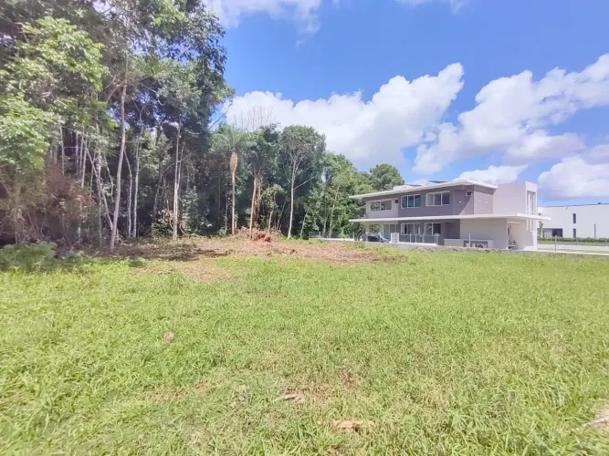 lindo lote de terreno em condomínio, sua família merece o melhor!