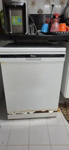 Lava Louças Automática Philco. NOVA CUSTA ENTRE 2000 A 3000 REAIS.