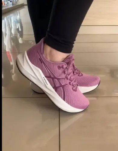 Tênis Asics feminino Versabast4 tamanho 36