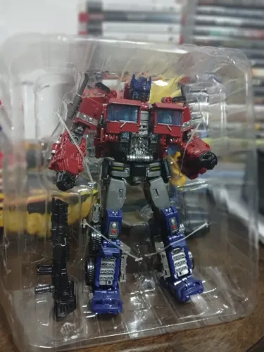 Boneco Optimus Prime