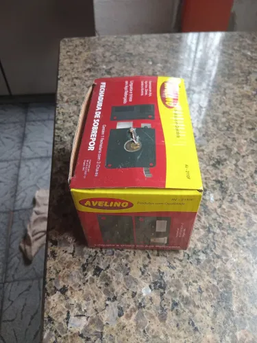 FECHADURA DE SOBREPOR