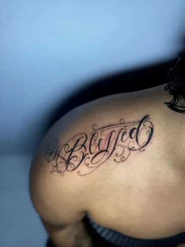 TATUAGEM ACEITO TROCAS