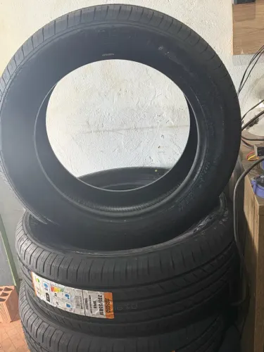 PNEU 235/55 R18 NOVO!!
