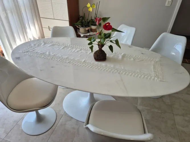 Mesa c/6 cadeiras, Saarinen mármore