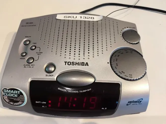 Relógio despertador Toshiba Infinity RR-1551 Dual alarm - bivolt -usado