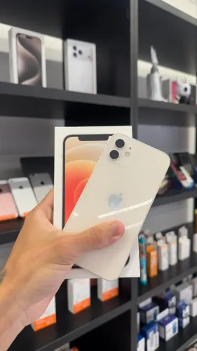 iphone 12 white
