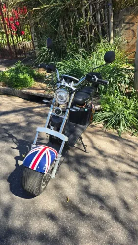 Vendo excelente scooter eletrica pouquíssimo rodada,