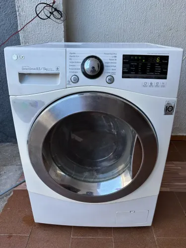 Máquina de Lavar Roupa LG.10 kg