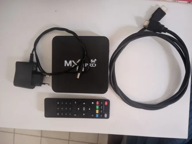 Vendo transformador de tv para(smart Tv 4k Full HD 5g novo