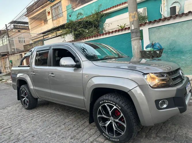Volkswagen Amarok High.cd 2.0 16V TDI 4X4 Dies. AUT 2013