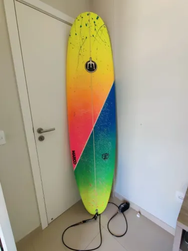 Prancha Funboard Marco Kertichka 7'2" 52,5L + Quilhas e Leash