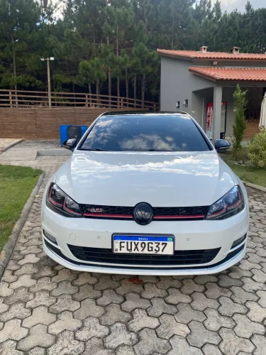 Volkswagen Golf Highline 1.4 TSI Total Flex Aut. 2017