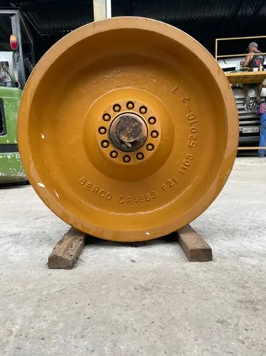 Roda Guia Trator De Esteira Cat D9R/T
