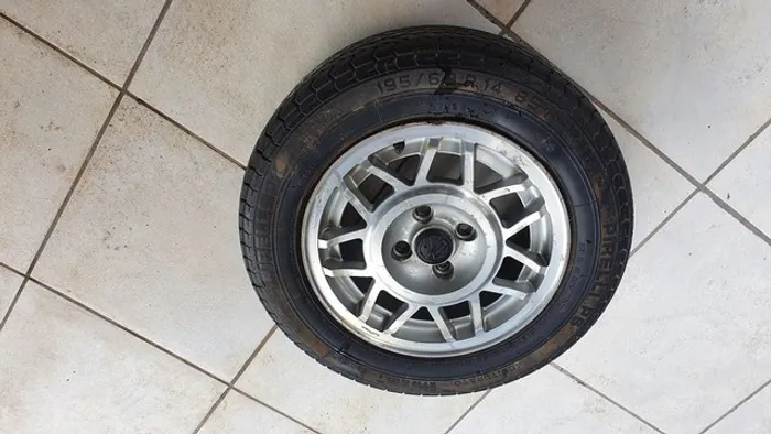 Santana sport quantum sport roda pneu estepe original