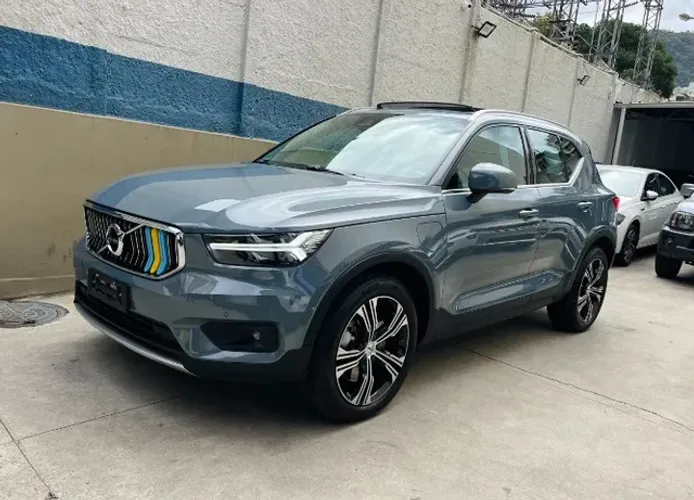 Volvo Xc40 1.5 t5 2022 Retrovisor Farol Parachoque Airbag Capo Porta Sucata