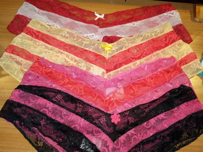 Lote Shortinho de renda