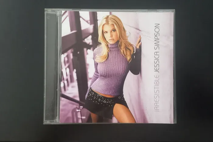 Cd Jessica simpson irresistible japonês sem obi ( ótimo estado de conservação)