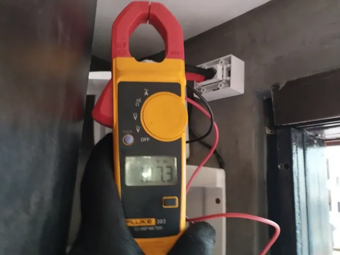 Eletricista Geral, instalação de Led, iluminação, painéis elétricos, automação.