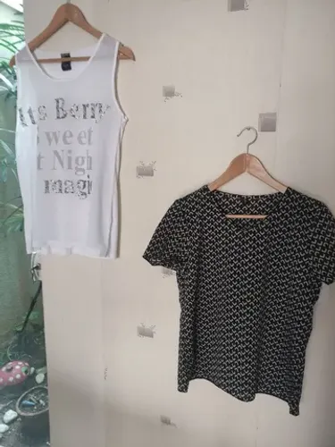 Blusa manga Tam M (42) 25,00<br>Altura 62cm<br>Largura 52cm<br>Ombro 42cm<br>