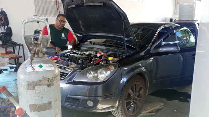 REFRIAUTO AR CONDICIONADO PRA AUTOS
