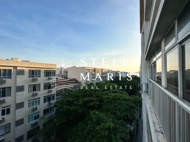 Ipanema, Apartamento de 250m2 para reforma, localizado em rua nobre, andar alto com vista