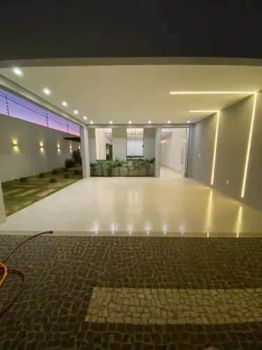 Casa bandeiras de alto padrão proximo a av fernando costa