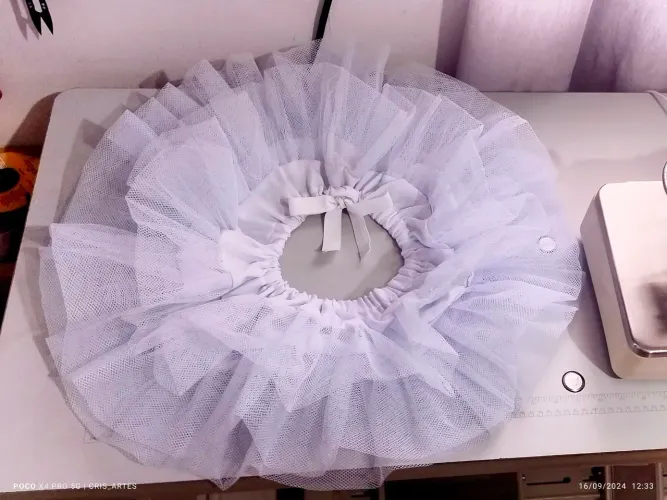 Saia para armação em vestido infantil 