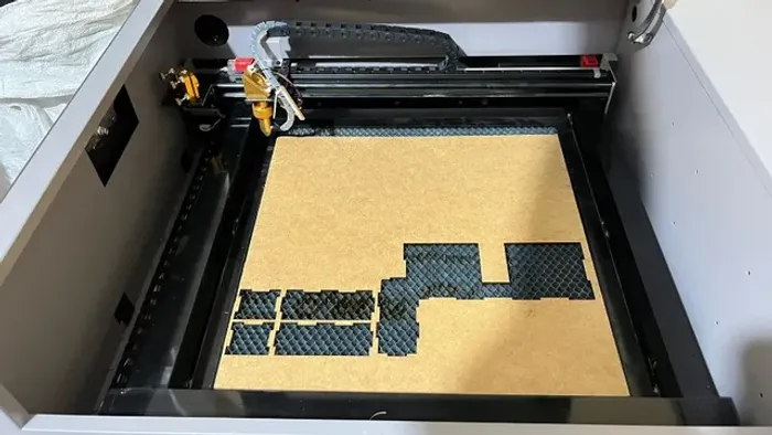 Troco por Iphone 16 Pro Max - CNC Laser CO2 50W C/Corel Laser Corta e Grava Acrílico e MDF