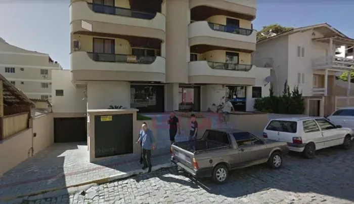 Sala Comercial em Bombas