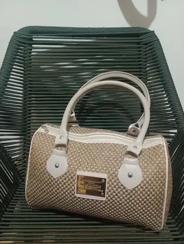 Bolsa bege transada