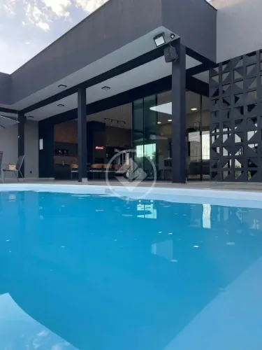 Casa Térrea 4 Suítes no Condomínio Recanto Paraíso - Guapó codigo: 80598
